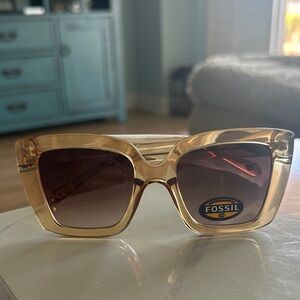 Fossil Square Cat Eye Style Sunglasses